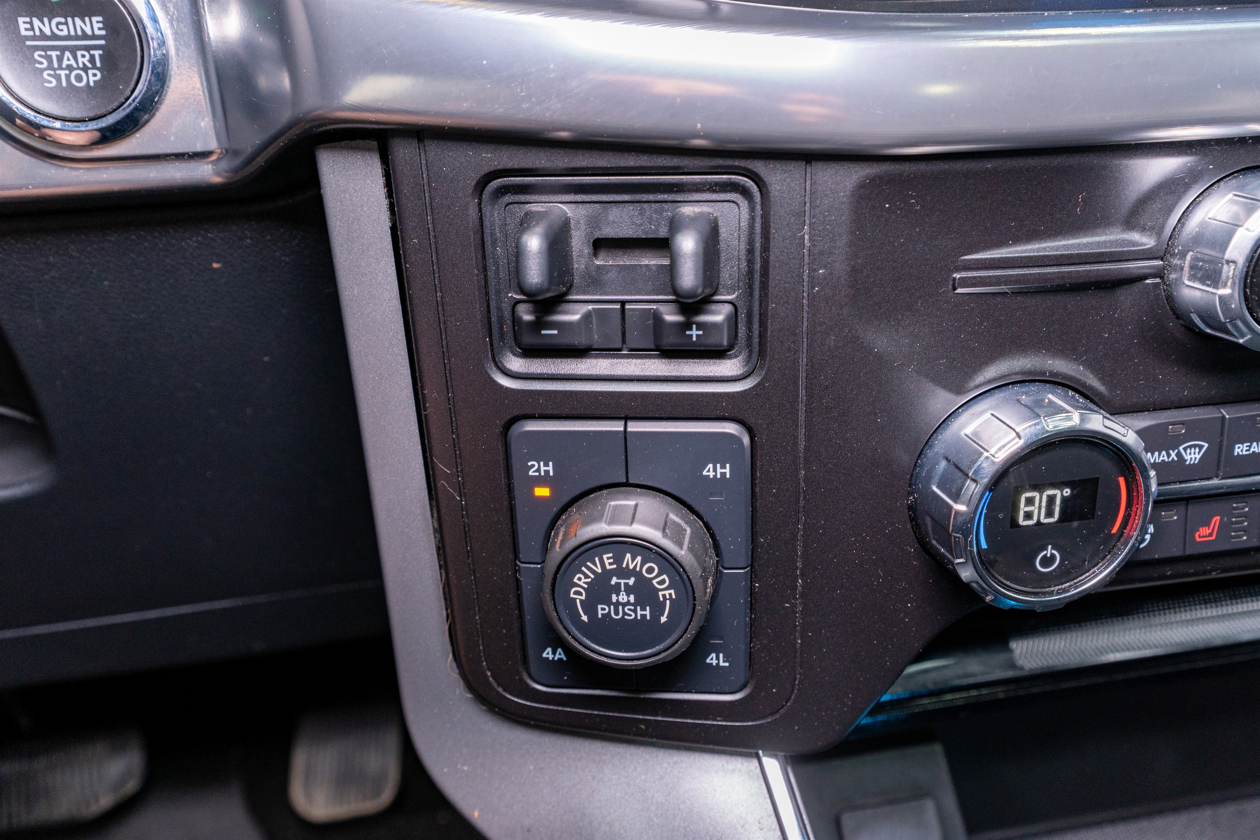 Used 2021 Ford F150 Lariat w/ Equipment Group 502A High AWD/4WD image 29