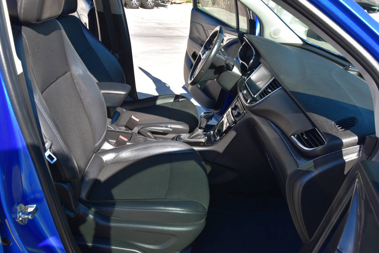 Used 2018 Buick Encore Preferred image 12