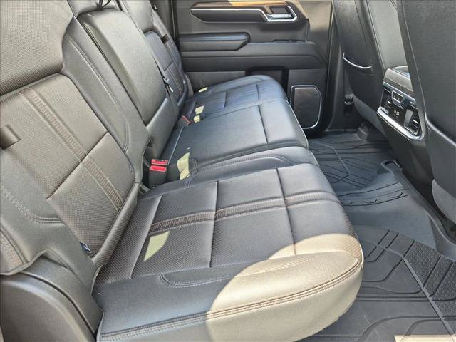 Certified 2024 Chevrolet Silverado 1500 High Country AWD/4WD image 18