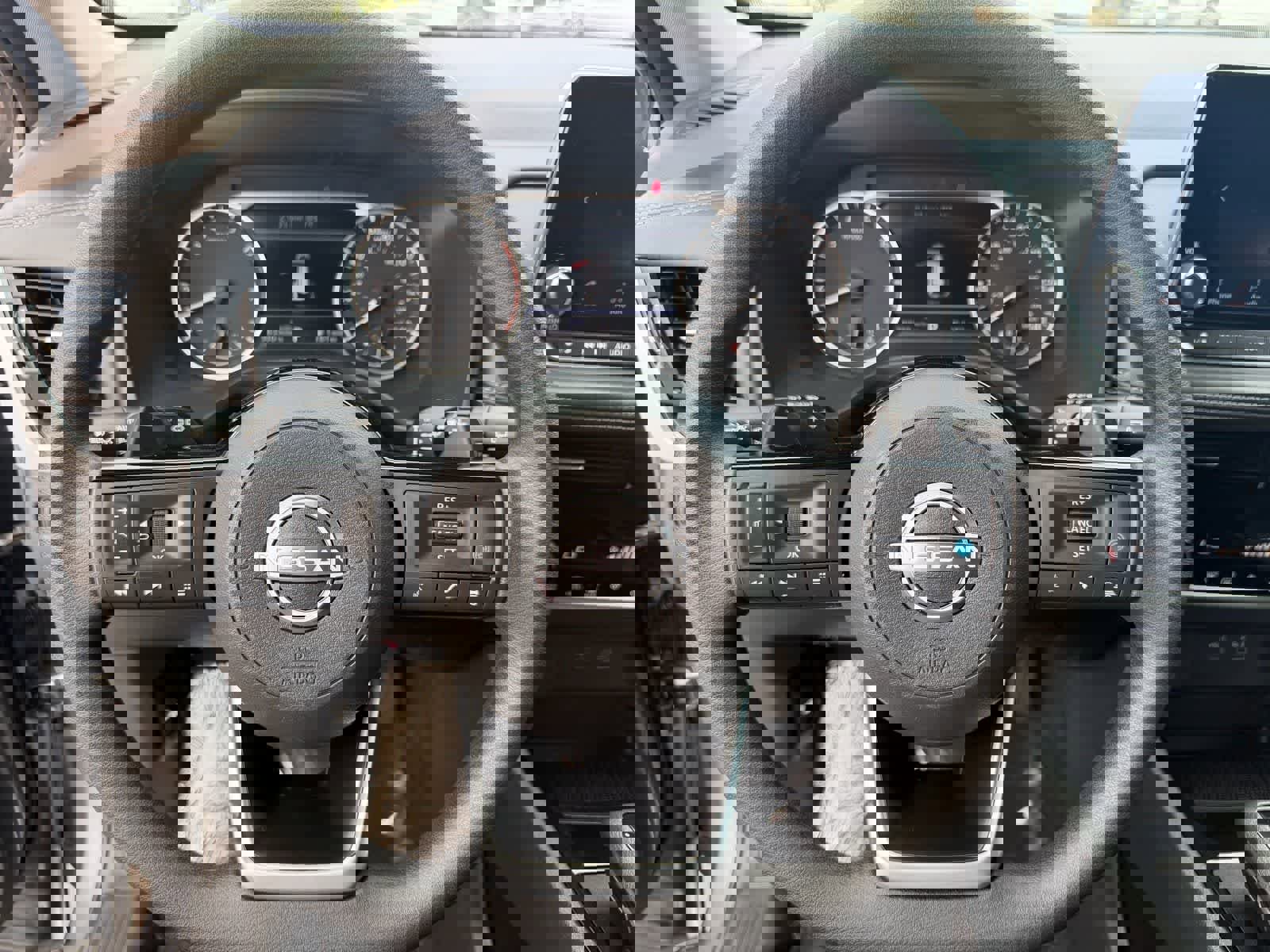 Certified 2022 Nissan Rogue SV image 19