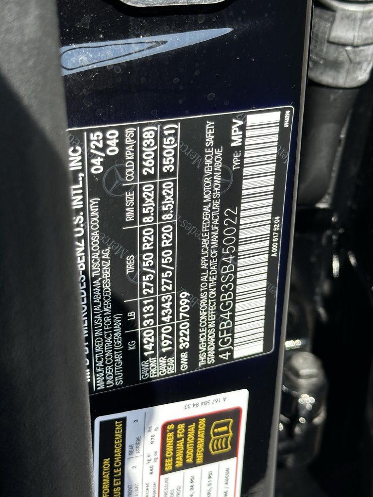 Certified 2025 Mercedes-Benz GLE 450e 4MATIC w/ Driver Assistance Package image 35