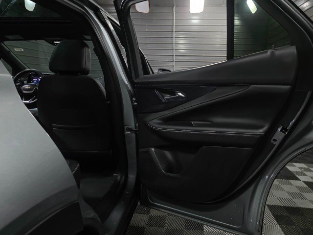 Used 2024 Chevrolet Blazer EV LT AWD/4WD image 34