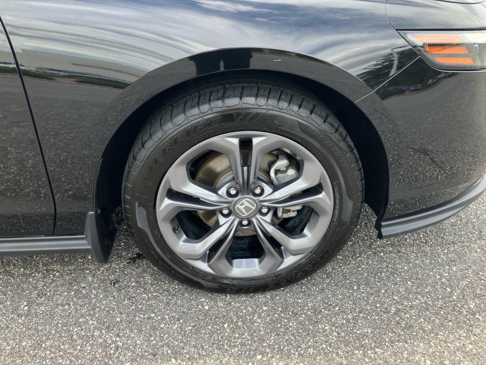 Used 2023 Honda Accord EX image 29