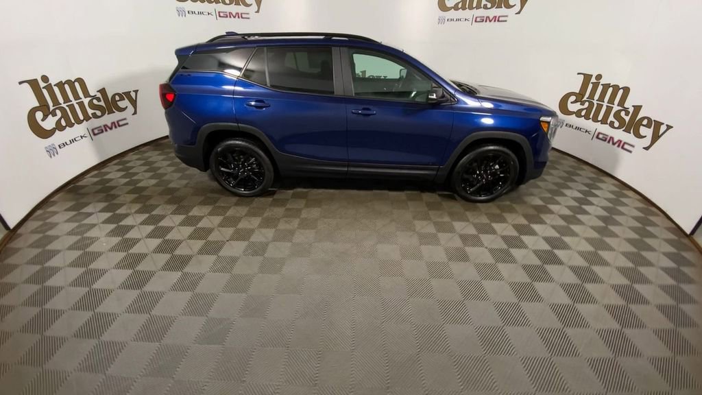 Certified 2023 GMC Terrain SLE w/ Driver Convenience Package image 9