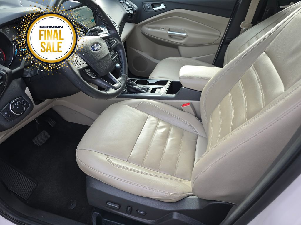 Used 2017 Ford Escape Titanium image 15