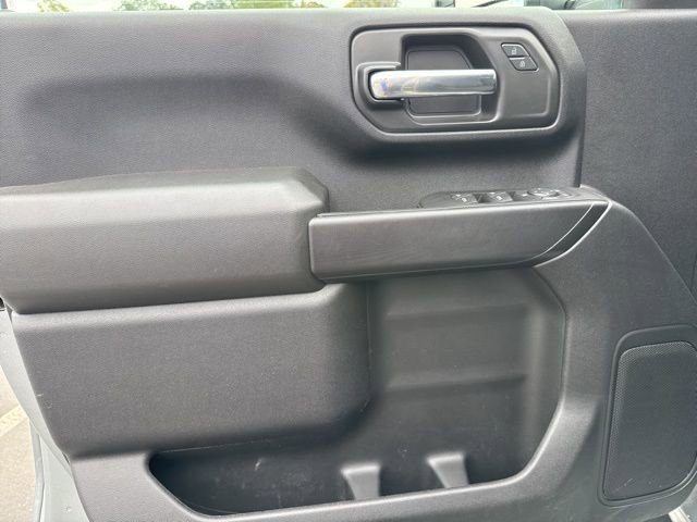 Used 2025 Chevrolet Silverado 2500 Custom w/ Custom Convenience Package image 17