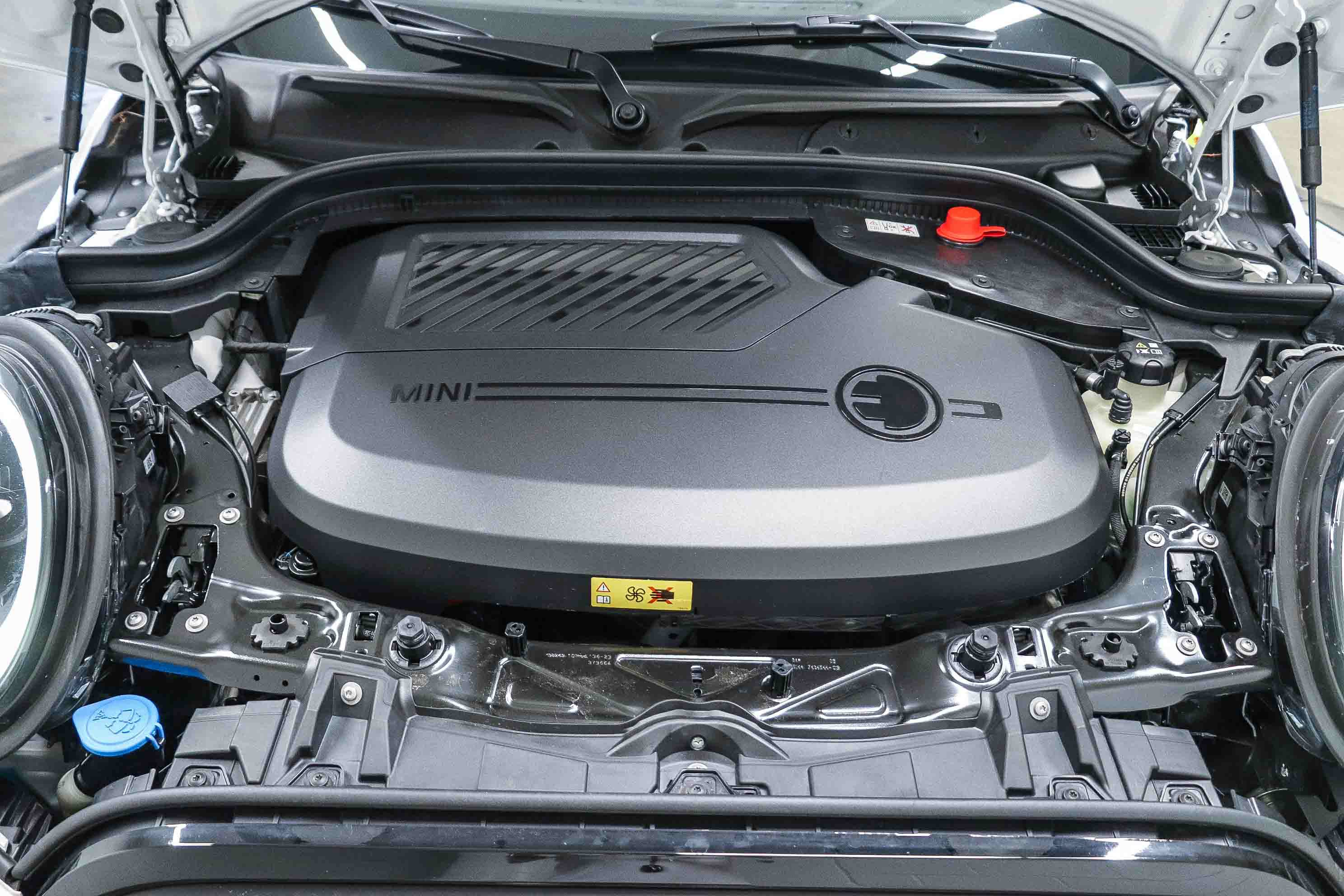 Used 2024 MINI Cooper SE FWD image 28