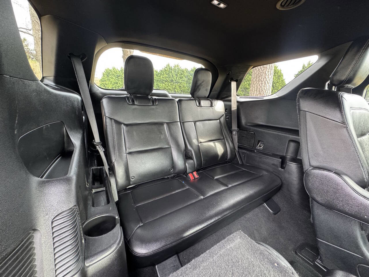 Used 2020 Ford Explorer XLT w/ Equipment Group 202A image 16