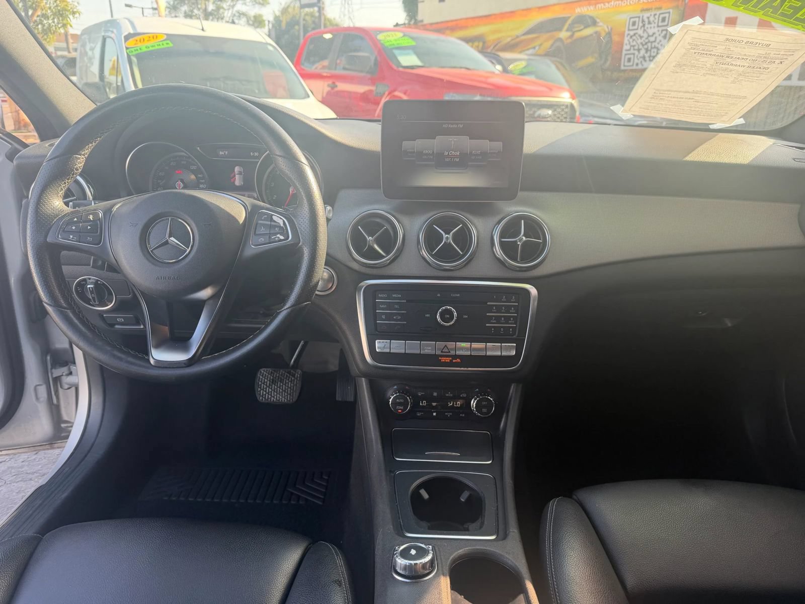Used 2018 Mercedes-Benz GLA 250 4MATIC w/ Premium Package image 9