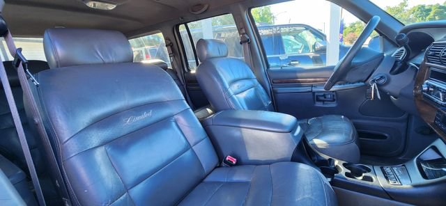 Used 2000 Ford Explorer Limited RWD image 11