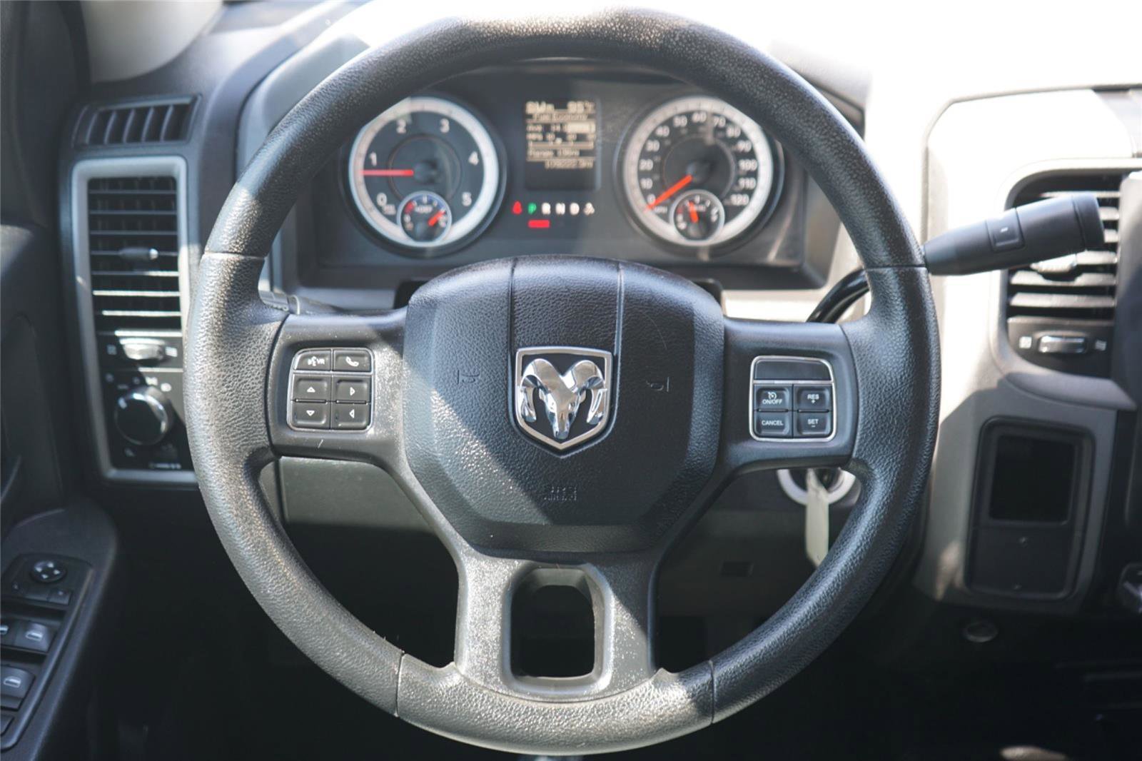 Used 2015 RAM 3500 Tradesman w/ Chrome Appearance Group AWD/4WD image 26