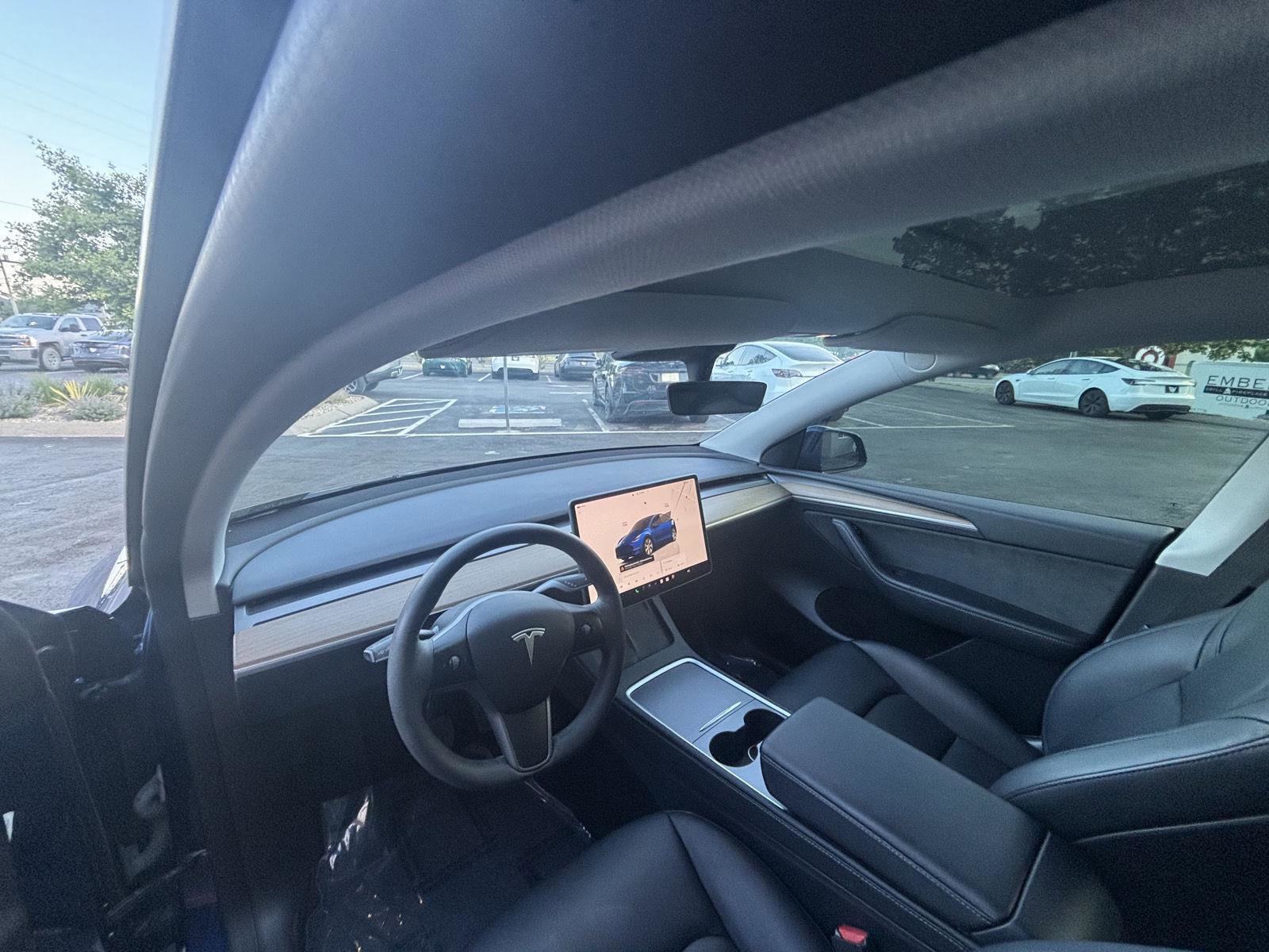 Used 2023 Tesla Model Y Long Range AWD/4WD image 12