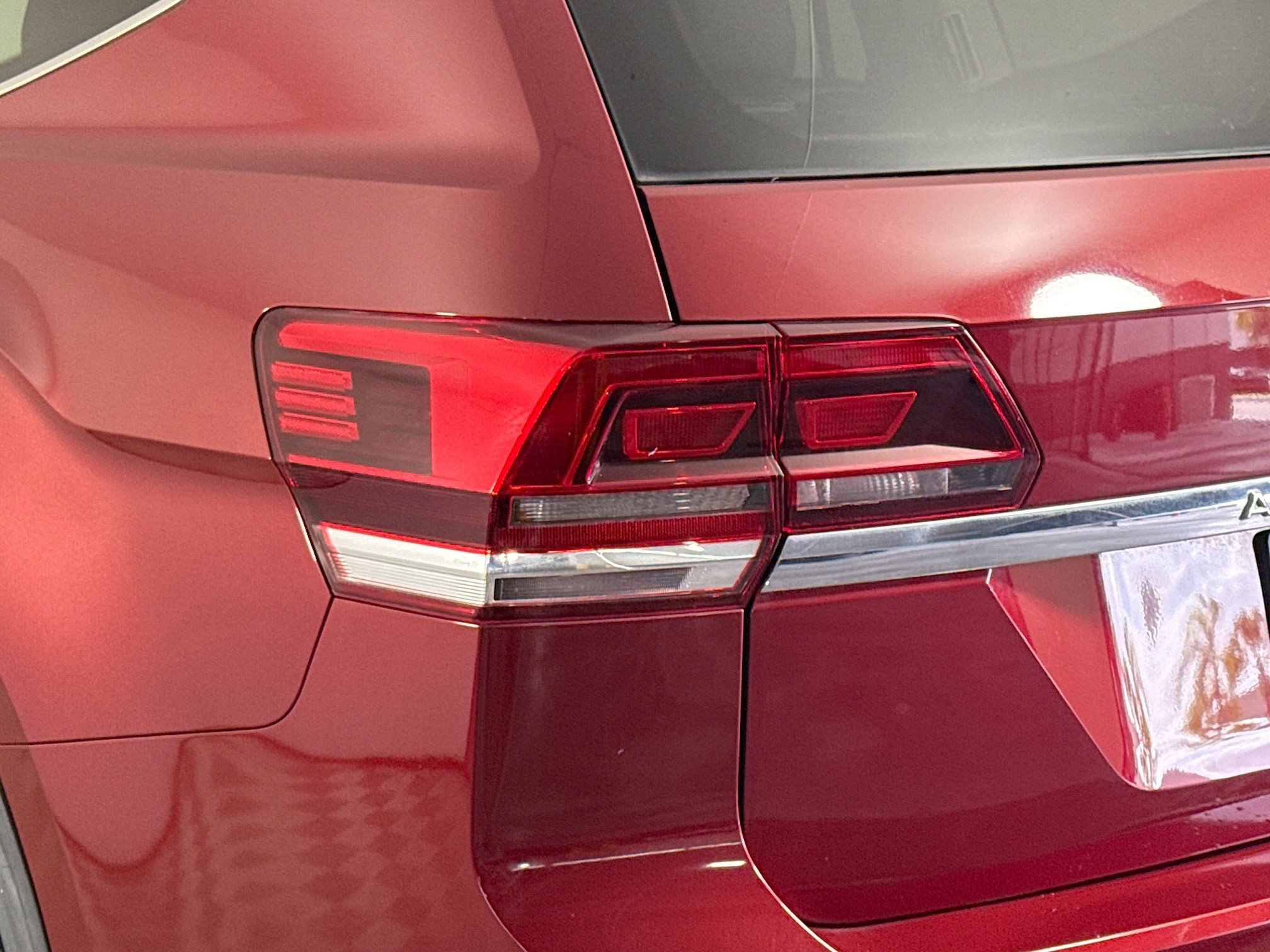 Used 2018 Volkswagen Atlas S image 36