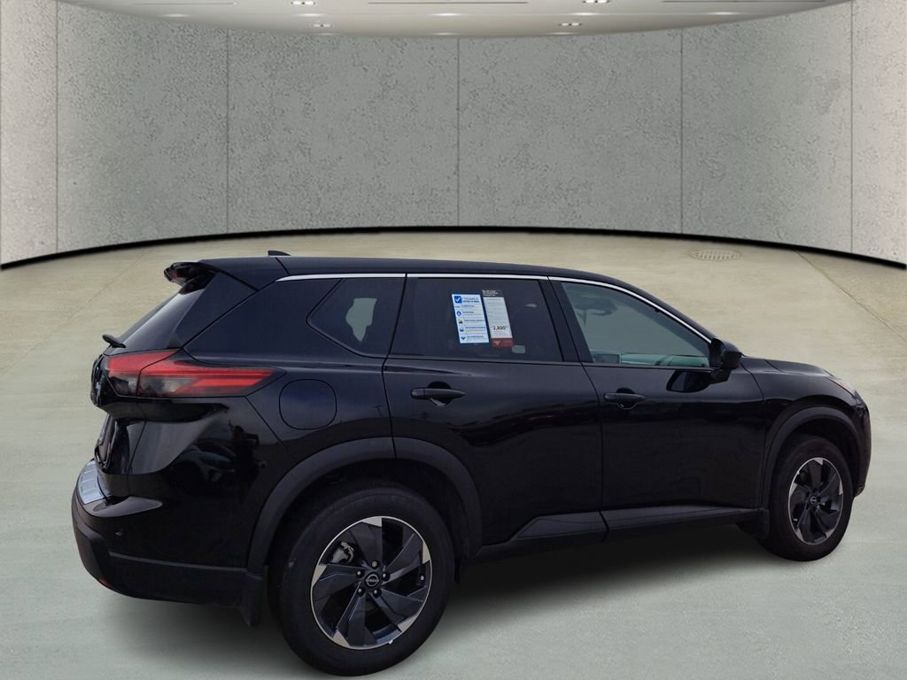 Used 2026 Nissan Rogue SV image 5