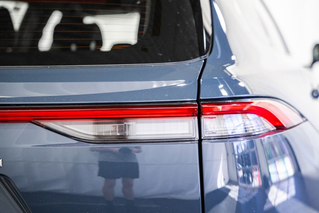 New 2026 Toyota Crown Signia XLE image 6