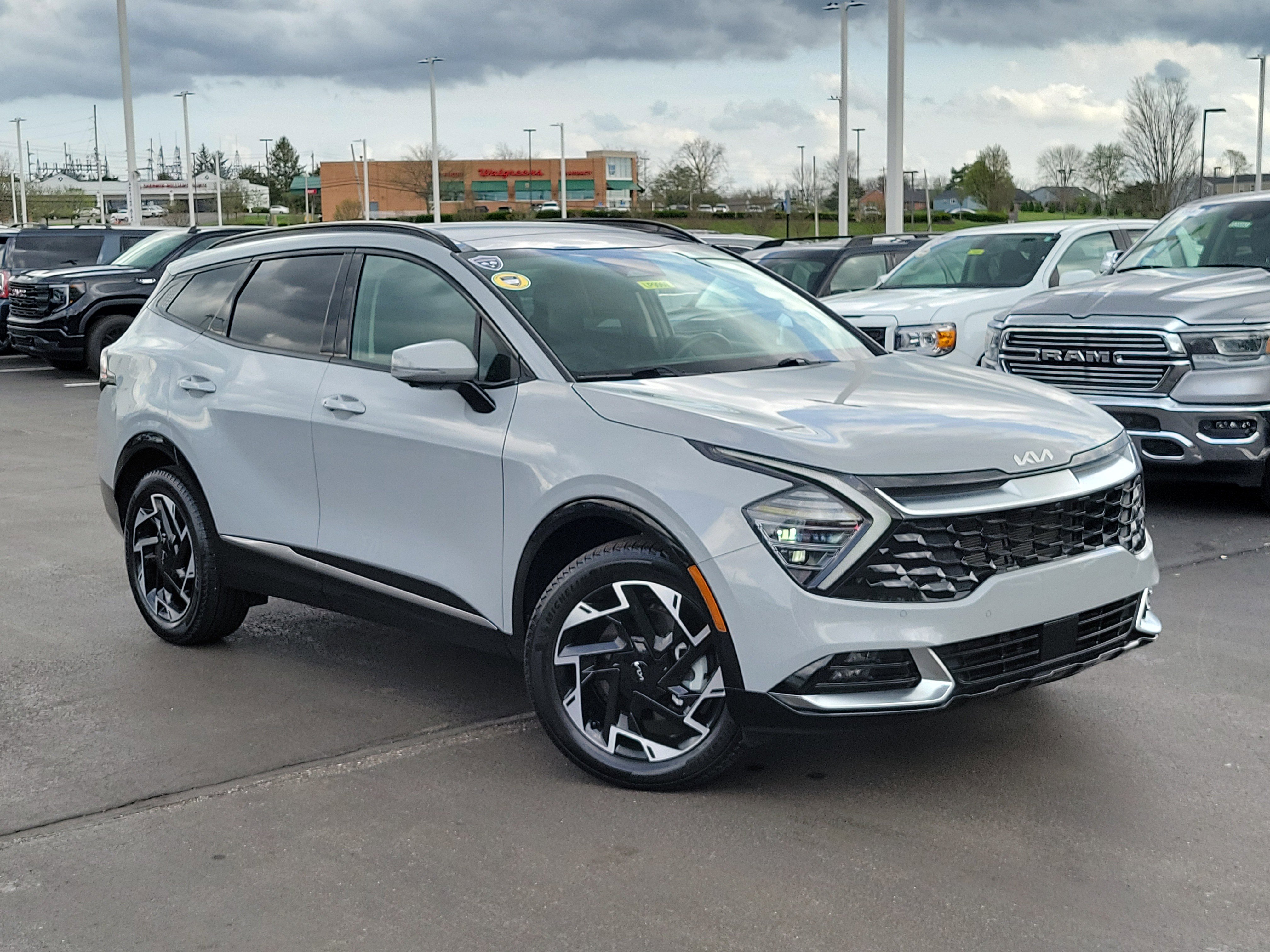 Used 2024 Kia Sportage SX image 33