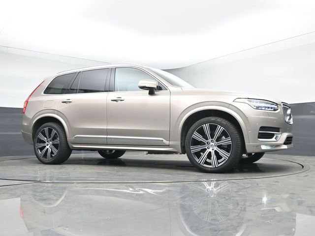 Used 2023 Volvo XC90 B6 Ultimate w/ Protection Package Premier image 13