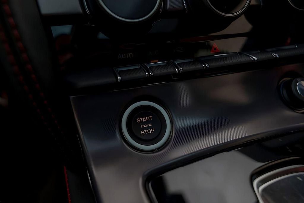 Used 2024 Jaguar F-TYPE R AWD/4WD image 30