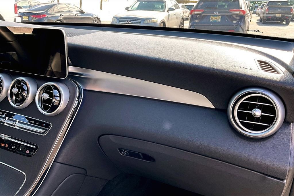 Certified 2022 Mercedes-Benz GLC 300 4MATIC image 16