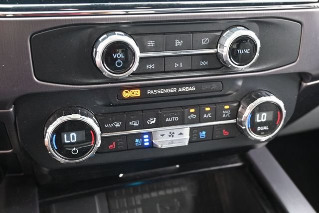 Certified 2022 Ford F250 Limited AWD/4WD image 26