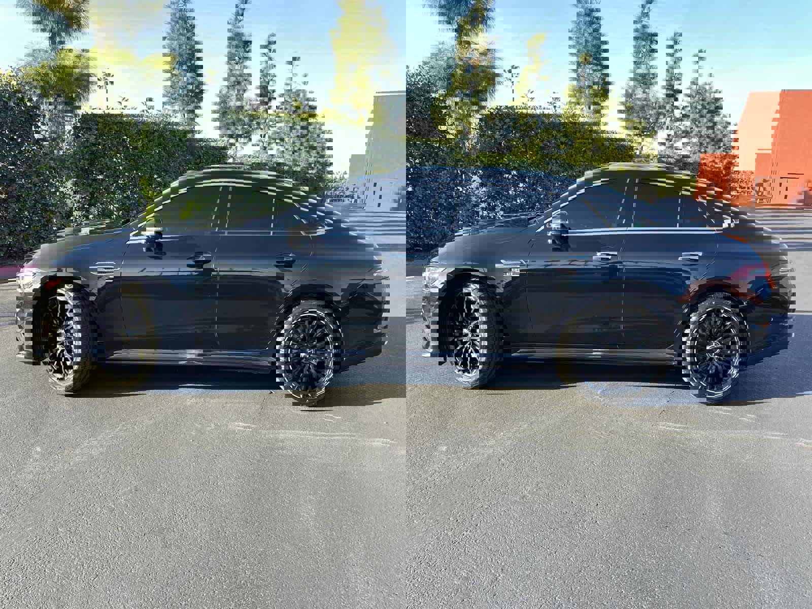 Used 2022 Mercedes-Benz AMG GT 43 image 3