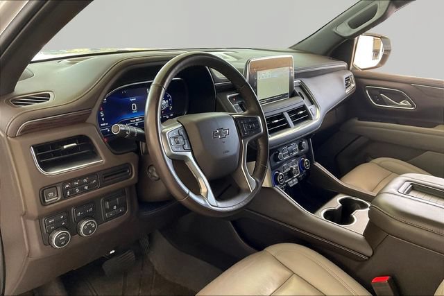 Used 2022 Chevrolet Tahoe Z71 w/ Z71 Off-Road Package AWD/4WD image 12