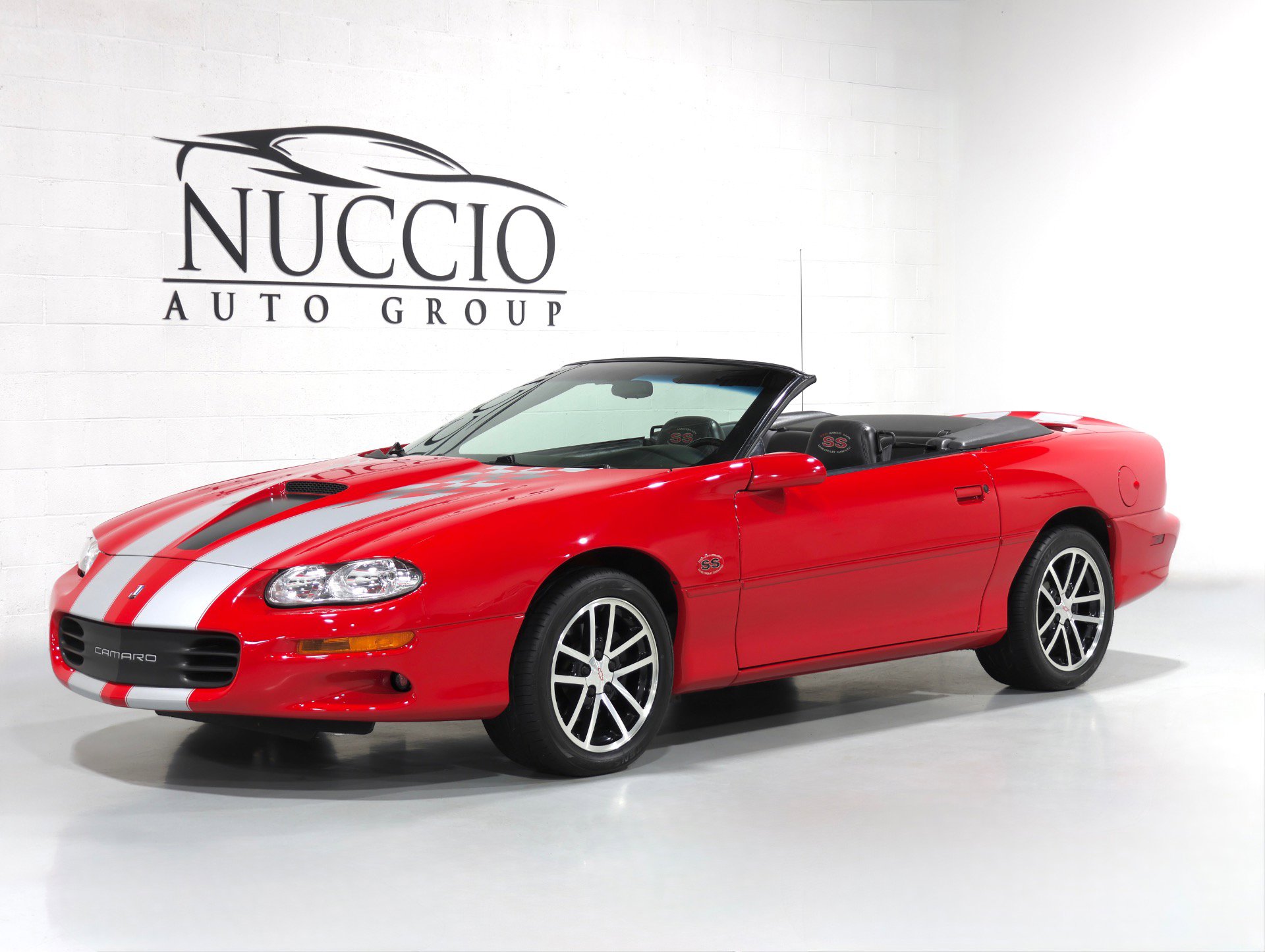 Used 2002 Chevrolet Camaro Z28 w/ SS Performance/Appearance Pkg RWD image 46