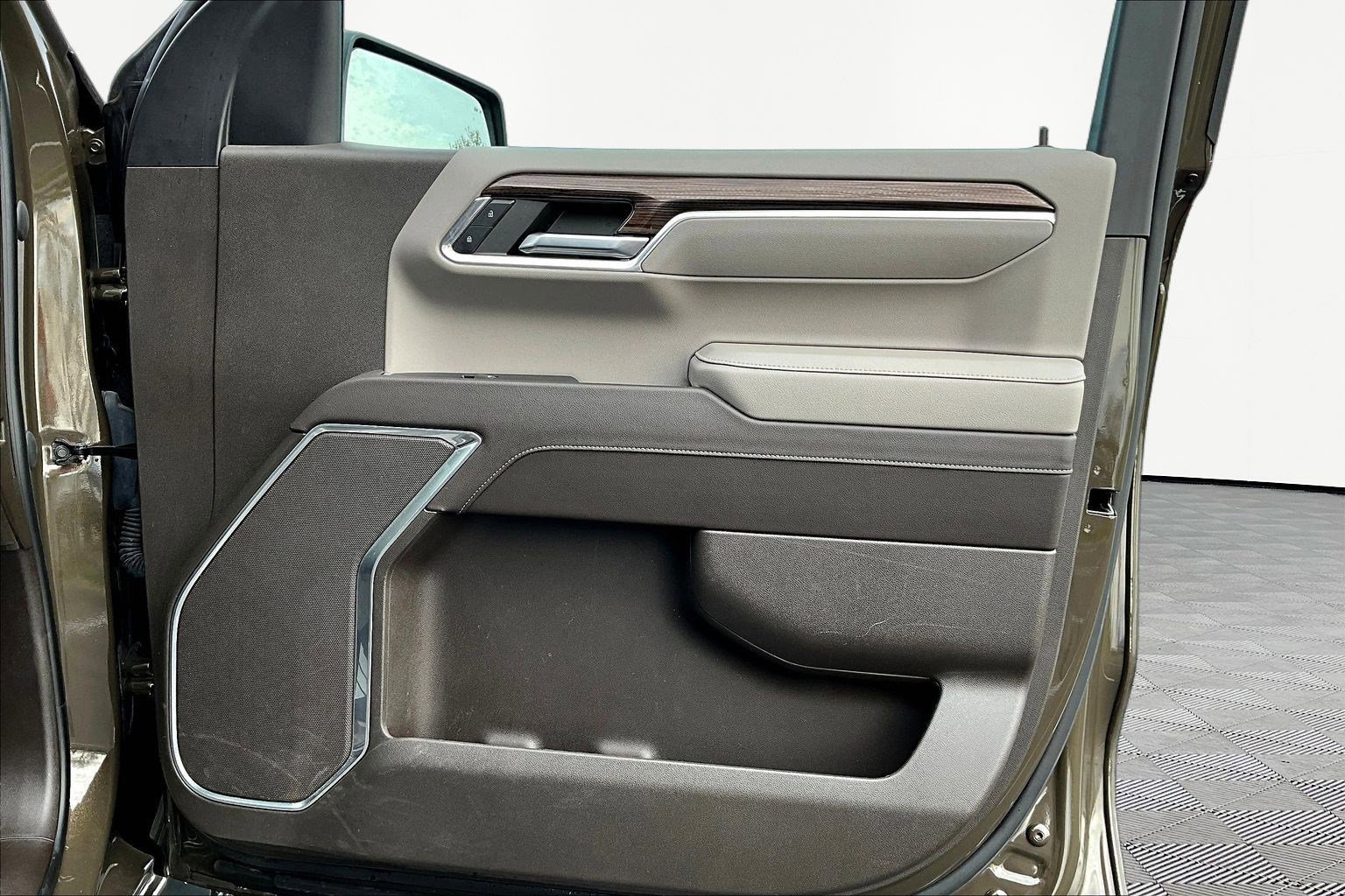 Used 2023 Chevrolet Silverado 1500 LT w/ Max Trailering Package image 30