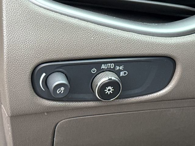 Used 2025 Chevrolet Malibu LT FWD image 22