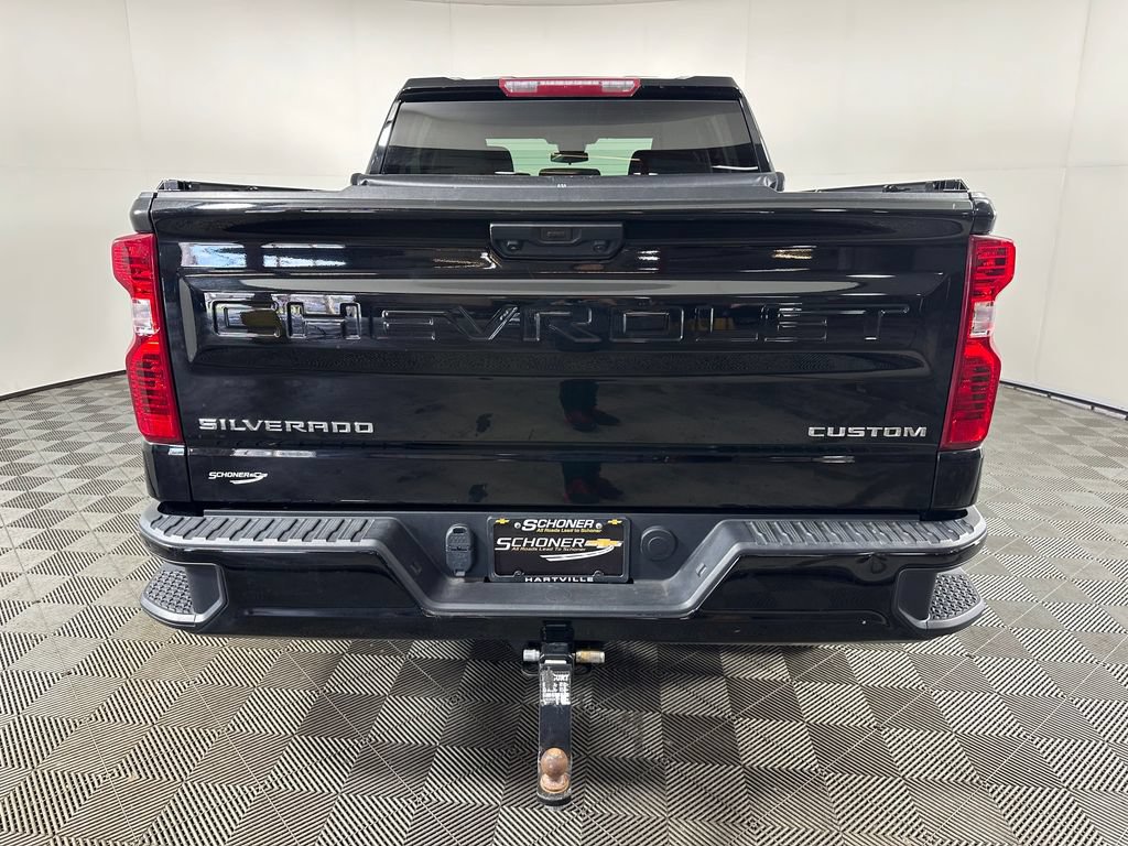 Used 2024 Chevrolet Silverado 1500 Custom RWD image 4
