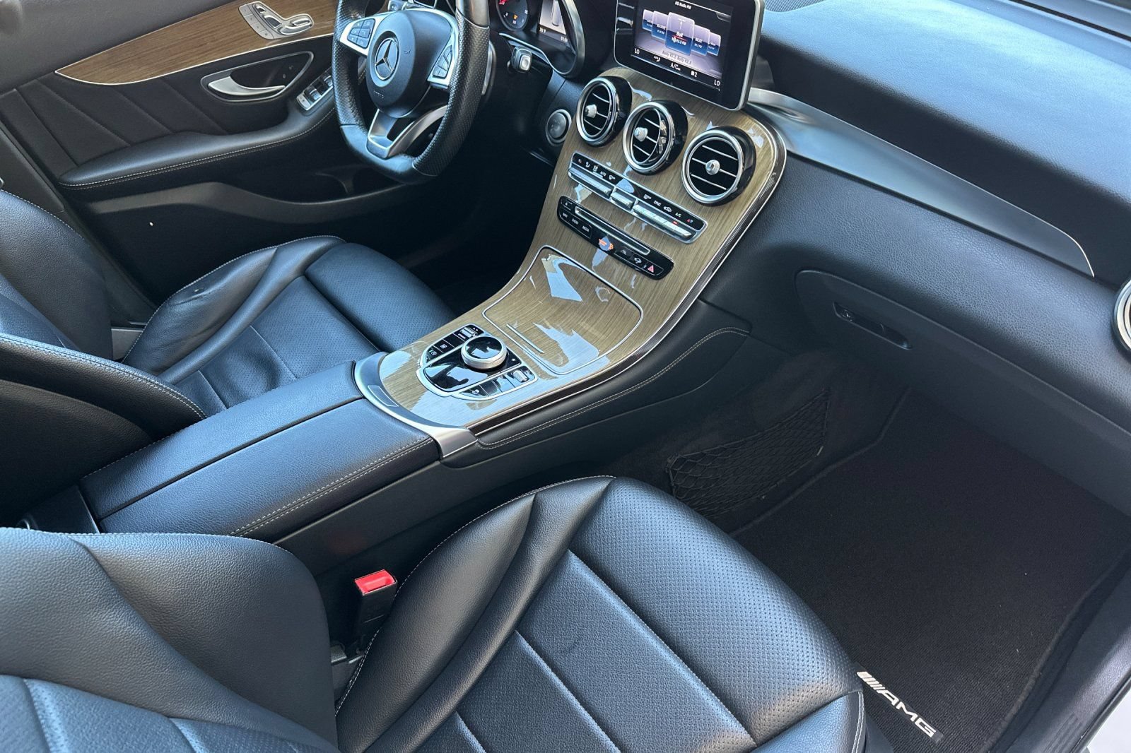 Used 2018 Mercedes-Benz GLC 300 image 16