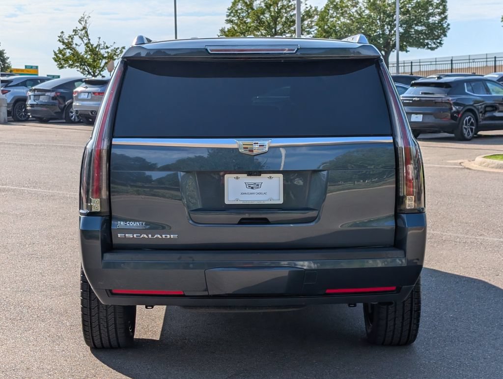 Used 2020 Cadillac Escalade Platinum AWD/4WD image 4