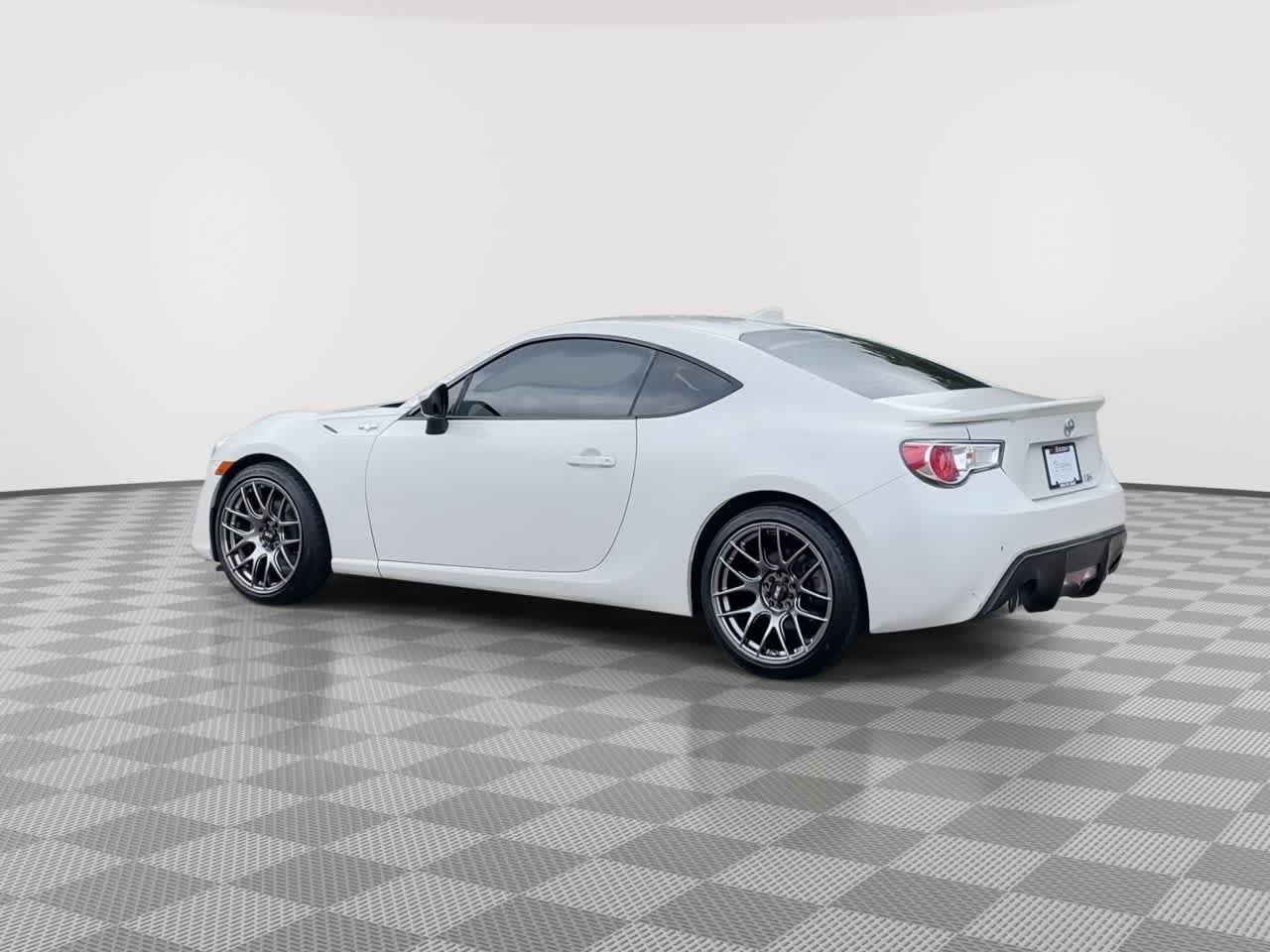 Used 2015 Scion FR-S RWD image 6