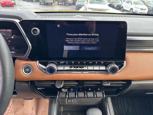 Used 2023 GMC Canyon AT4 w/ AT4 Premium Package image 14