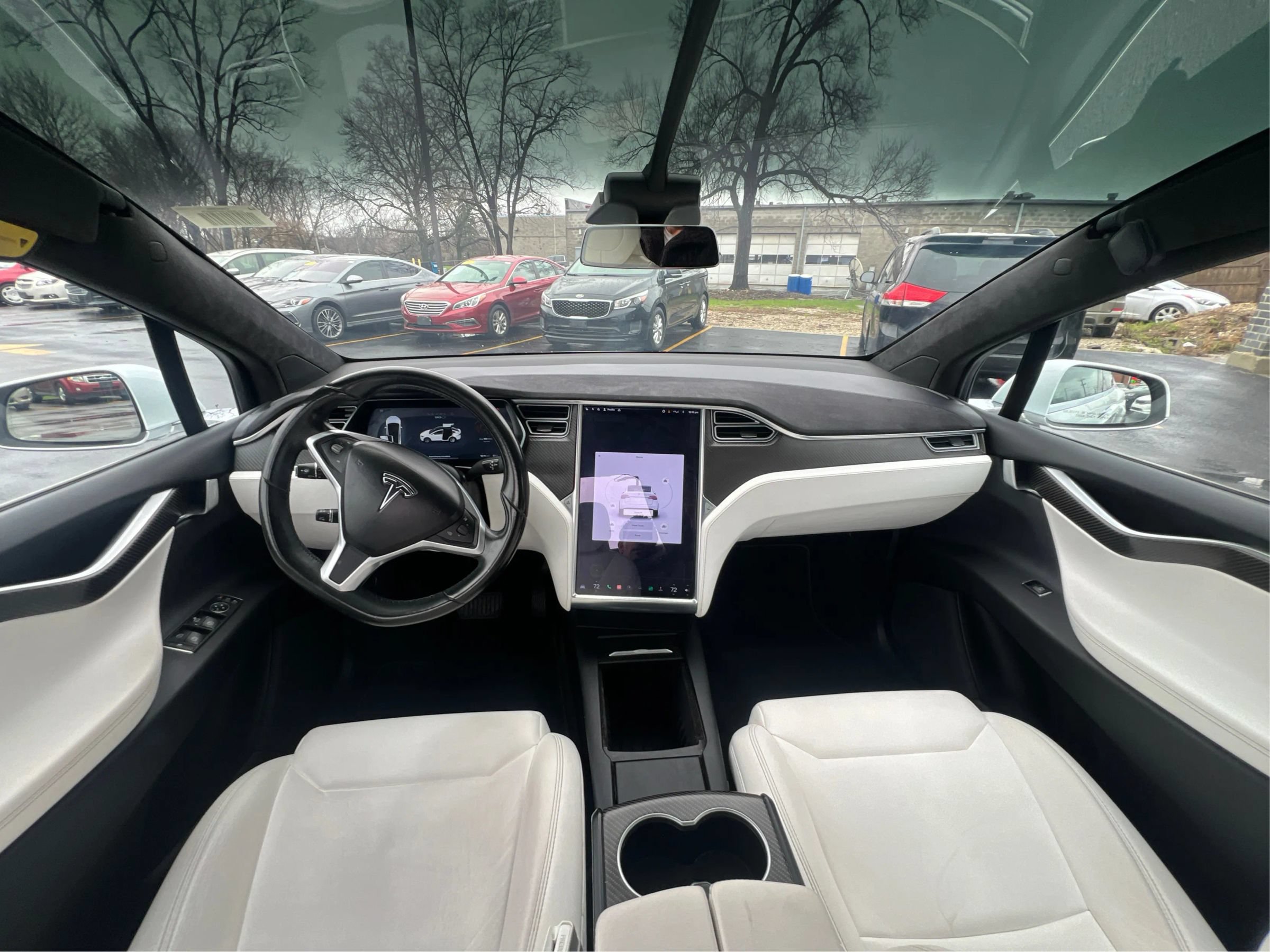 Used 2017 Tesla Model X 90D AWD/4WD image 27