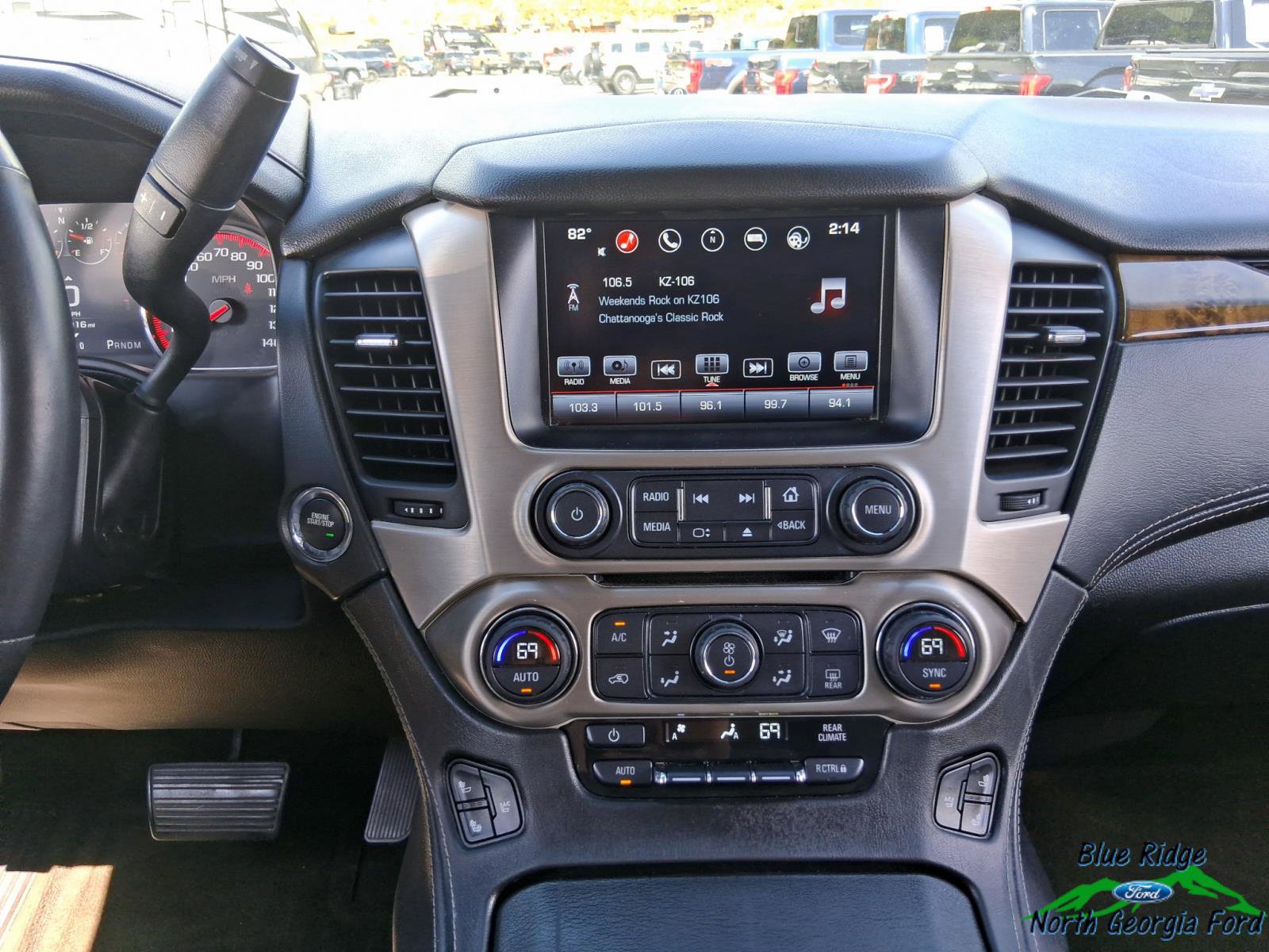 Used 2016 GMC Yukon XL Denali w/ Open Road Package image 18