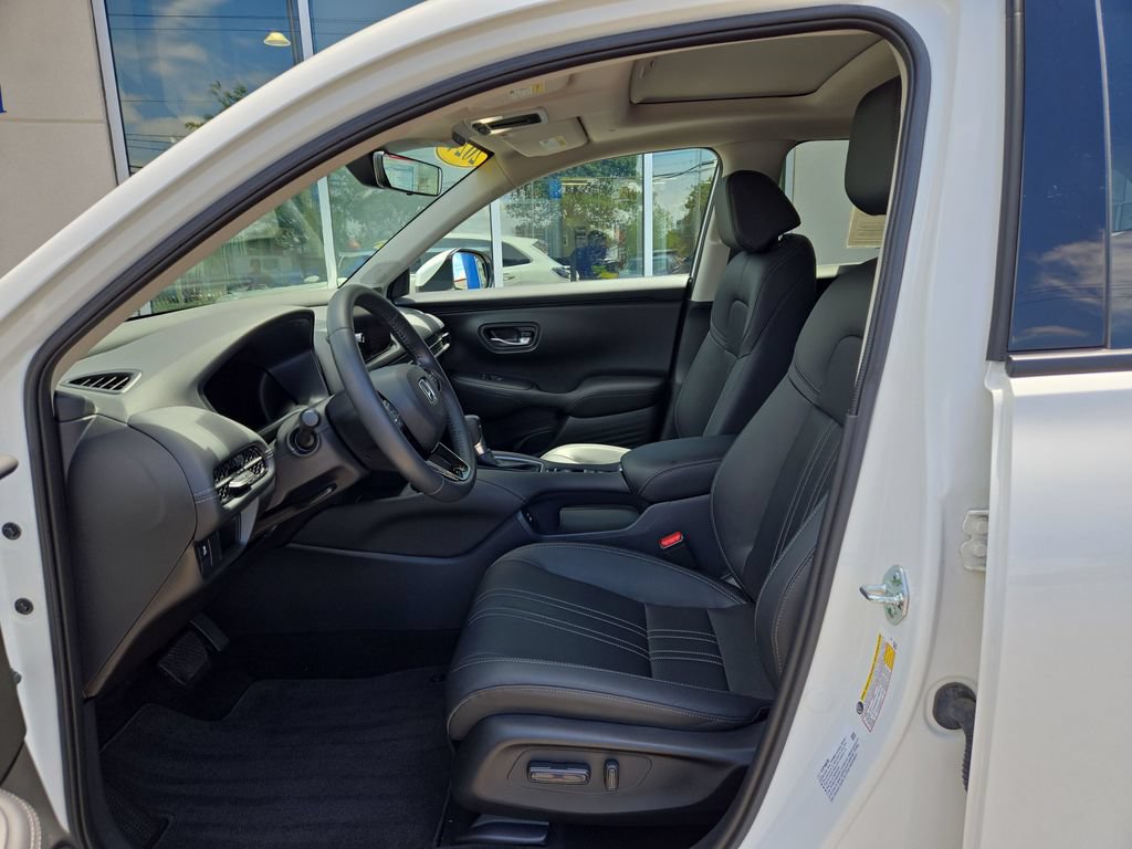 Used 2024 Honda HR-V EX-L image 13