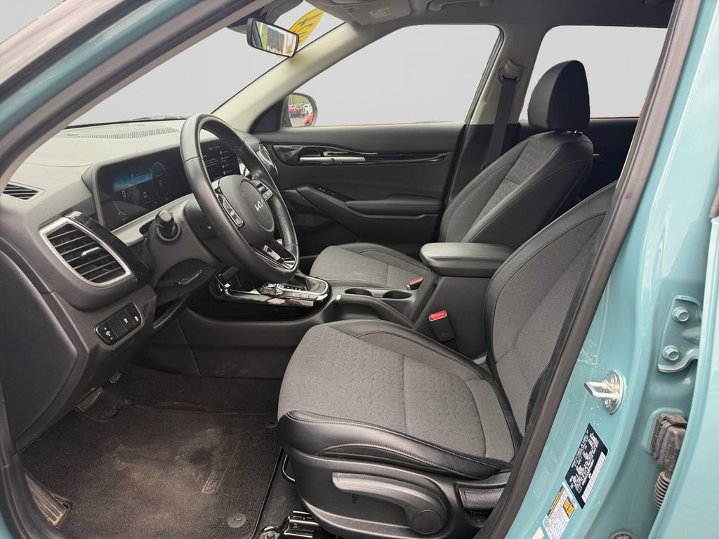 Certified 2024 Kia Seltos S AWD/4WD image 10