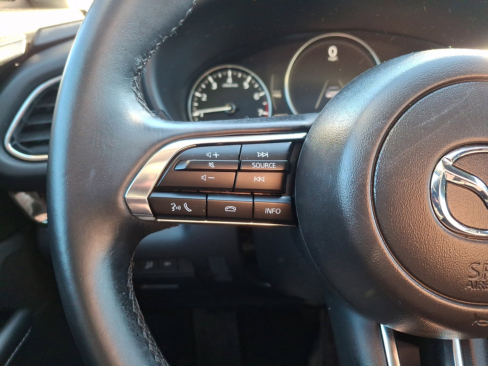 Used 2025 MAZDA CX-30 AWD 2.5 S w/ Preferred Package image 21