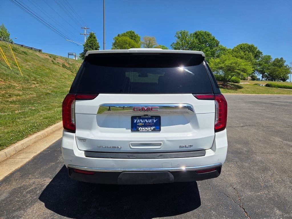 Used 2024 GMC Yukon SLT AWD/4WD image 4