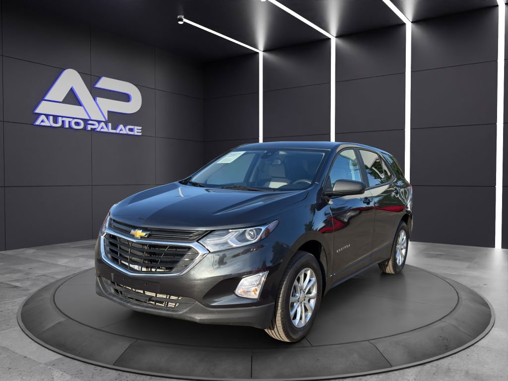 Used 2021 Chevrolet Equinox LS image 1