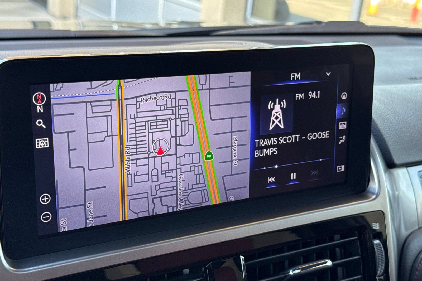 Certified 2022 Lexus GX 460 Premium w/ Premium Package AWD/4WD image 23