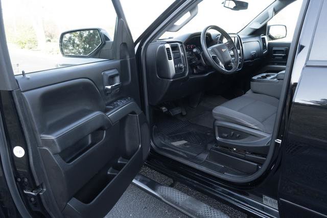 Used 2018 Chevrolet Silverado 1500 LT w/ All Star Edition image 14
