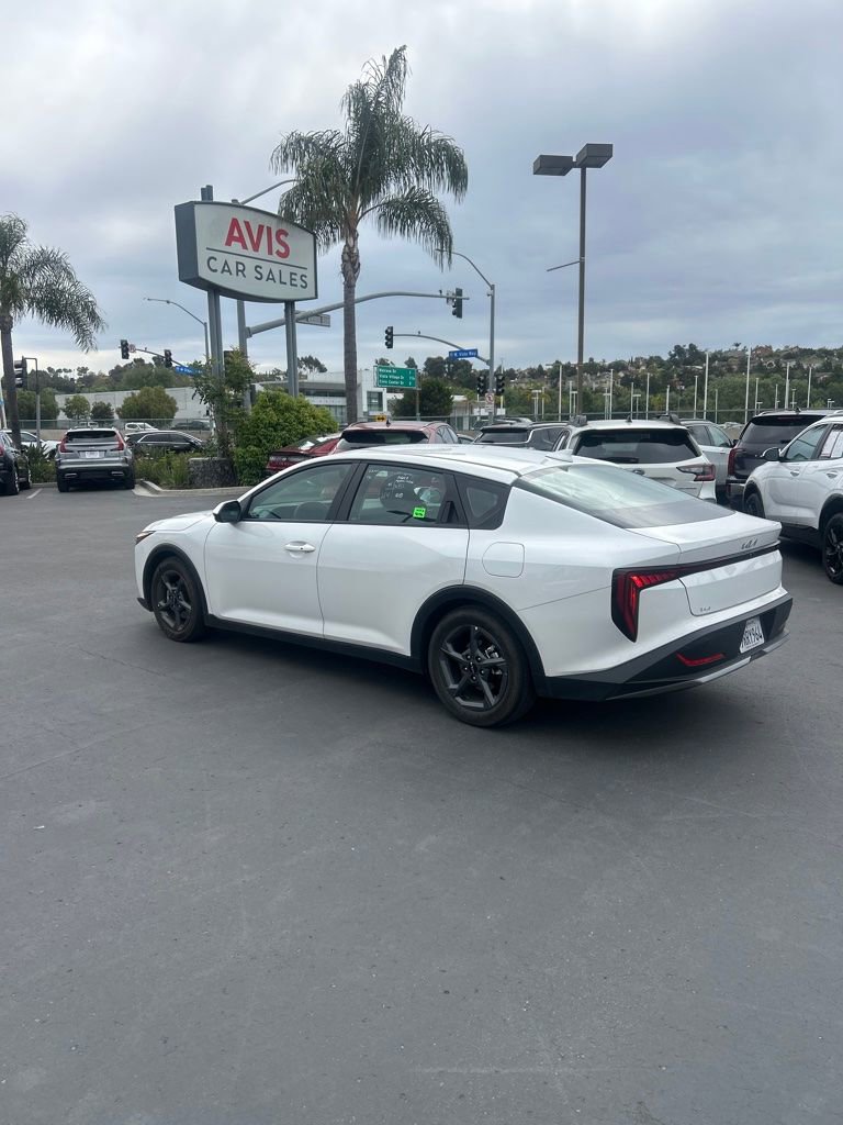 Used 2025 Kia K4 LXS FWD image 10