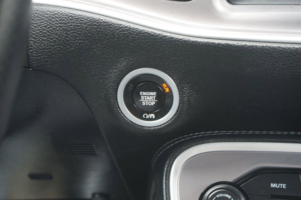 Used 2022 Dodge Challenger SXT w/ Blacktop Package image 18