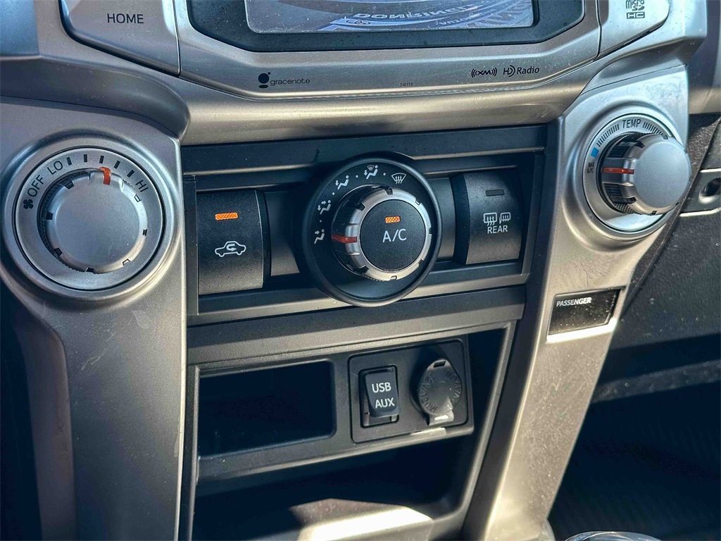 Used 2018 Toyota 4Runner SR5 Premium image 33