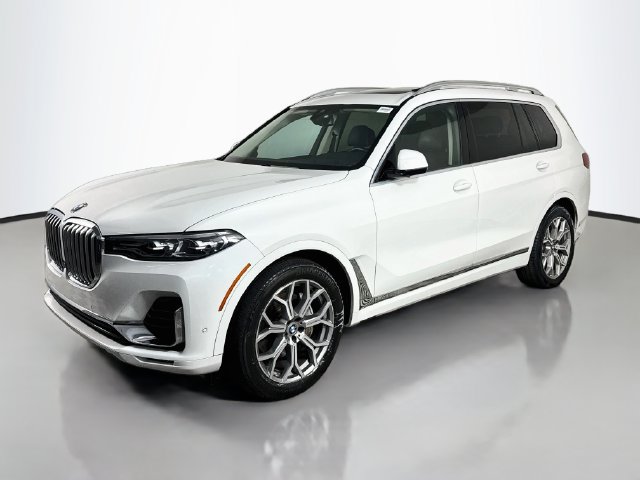 Used 2021 BMW X7 xDrive40i w/ Premium Package AWD/4WD image 4