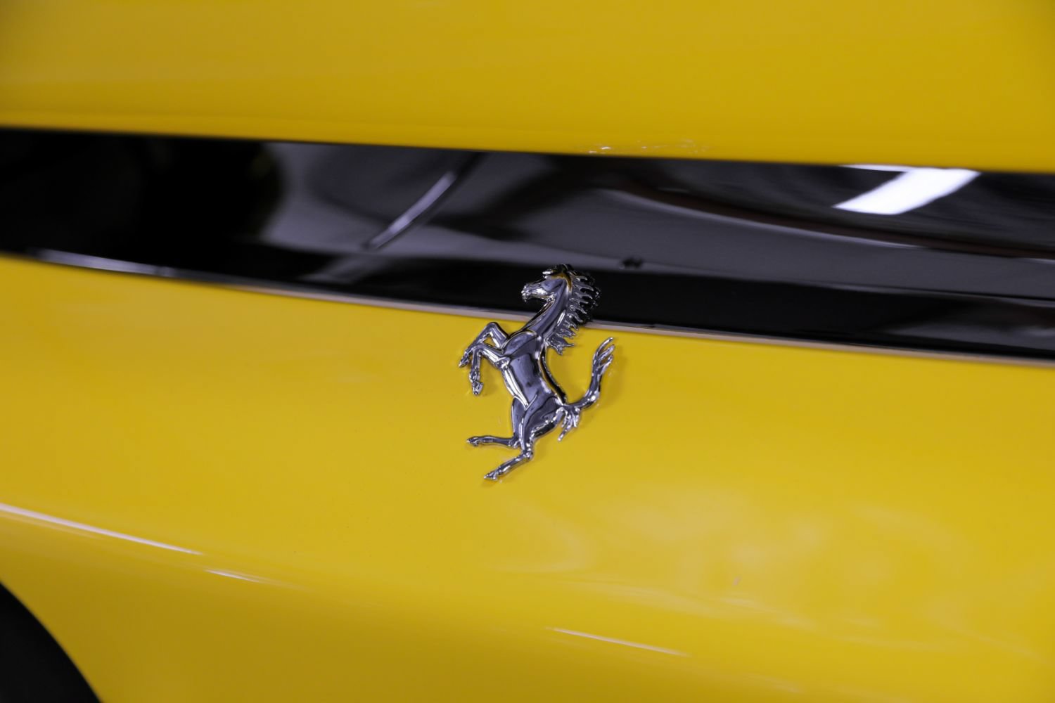 Used 2025 Ferrari SF90 Spider AWD/4WD image 26