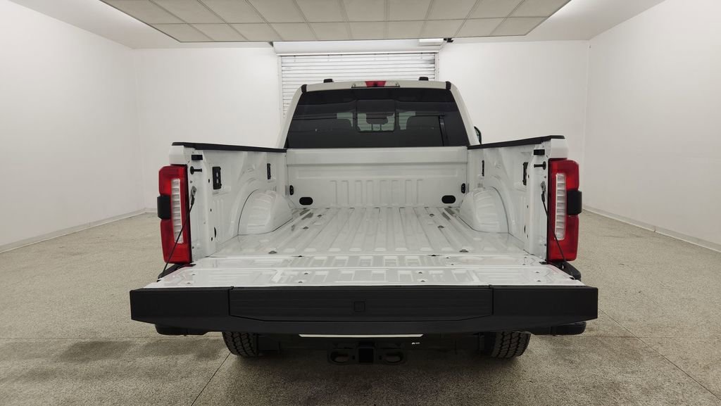 New 2025 Ford F250 King Ranch w/ FX4 Off-Road Package image 38