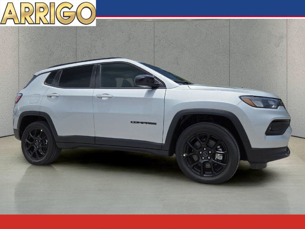 New 2026 Jeep Compass Latitude AWD/4WD image 1